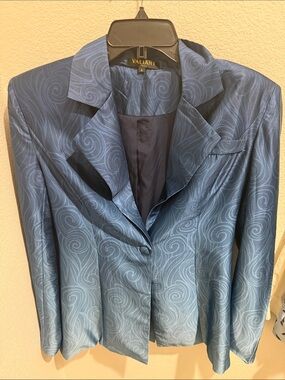 Valiant Blue Satin Swirl Blazer